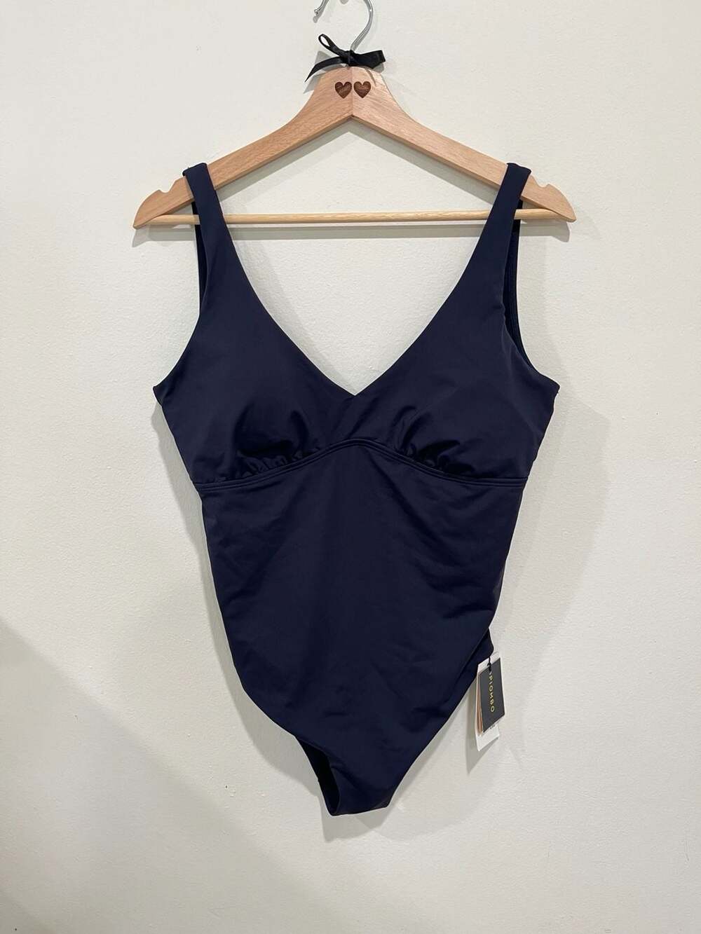 Size XL Massimo Piombo Women's Solid Navy V-Neck One-Piece Swimsuit